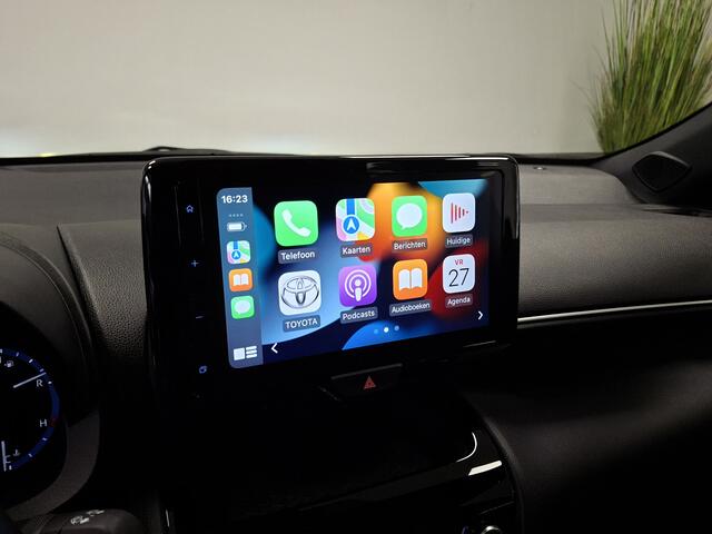 Toyota YARIS Cross 1.5 Hybrid I Luxe uitvoering I Dodehoekherkenning I Elektrische achterklep I