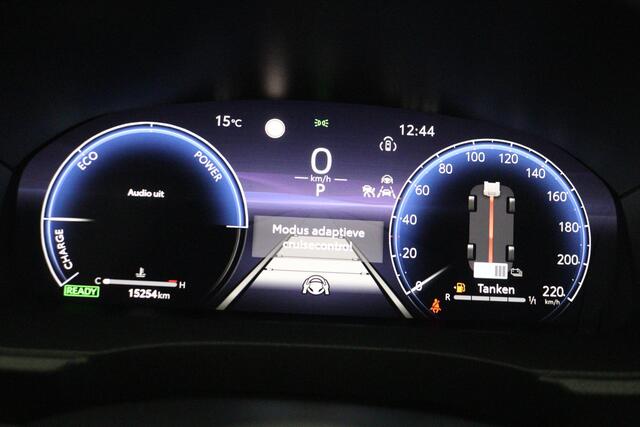 Toyota YARIS Cross 1.5 Hybrid 130 GR SPORT | stuur en voorruit verwarming | Apple Carplay/Android Auto | elektrische achterklep |