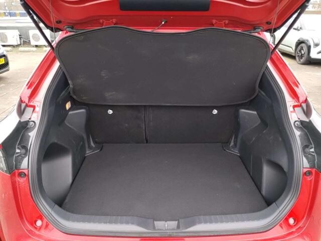 Toyota YARIS Cross 1.5 Hybrid 115 First Edition Comfort Pack | Rijklaar | NL-auto | | Blind Spot | Apple/Android | Stoel-/stuurverw. | Navi | LED | Parksens. v+a