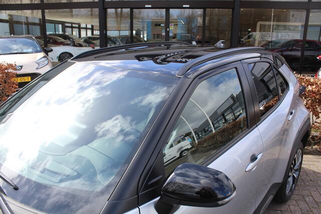Toyota YARIS Cross 1.5 Hybrid Adventure Bi-Tone | Rijklaar | Blind Spot | JBL | Head Up | Keyless | LED | PDC | Half-leder | Apple/Android | Navi | NL-auto | Elek. achterklep