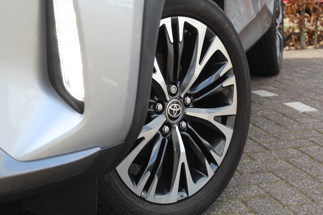 Toyota YARIS Cross 1.5 Hybrid Adventure Bi-Tone | Rijklaar | Blind Spot | JBL | Head Up | Keyless | LED | PDC | Half-leder | Apple/Android | Navi | NL-auto | Elek. achterklep