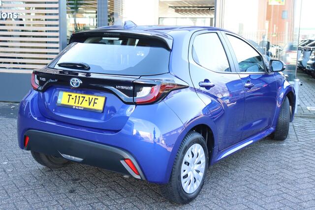 Toyota YARIS 1.5 Hybrid Active, Navigatie, Apple Carplay /Android Auto