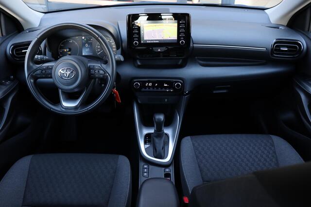 Toyota YARIS 1.5 Hybrid Active, Navigatie, Apple Carplay /Android Auto