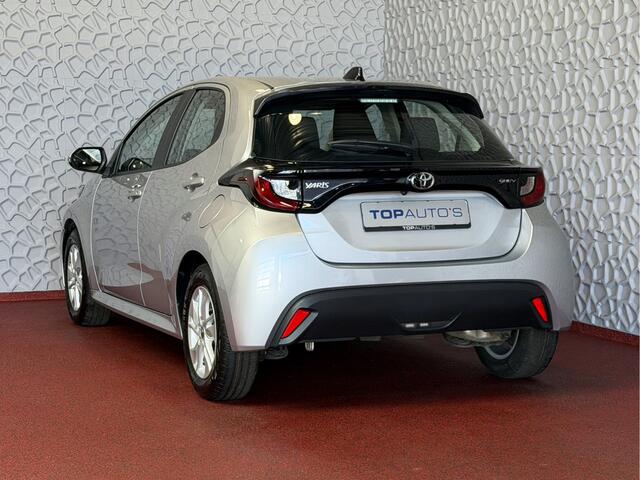 Toyota YARIS 1.5 HYBRID STOEL/STUUR VERW CARPLAY CAMERA LMV ADAP.CRUISE ? Top Auto's Wijchen , Al 30 Jaar verkoop van Toyota , Type's Launch / Executive / Dynamic / First Edition / Business / Zowel Phev / Hev / Benzine / met fabrieksgarantie ?