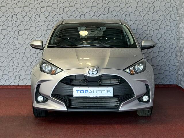Toyota YARIS 1.5 HYBRID STOEL/STUUR VERW CARPLAY CAMERA LMV ADAP.CRUISE ? Top Auto's Wijchen , Al 30 Jaar verkoop van Toyota , Type's Launch / Executive / Dynamic / First Edition / Business / Zowel Phev / Hev / Benzine / met fabrieksgarantie ?