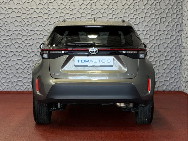 Toyota YARIS Cross 1.5 HYBRID DYNAMIC KEYLESS CAMERA LED ZWARTE HEMEL STOEL/STUUR VERW. 17''LMV ? Top Auto's Wijchen , Al 30 Jaar verkoop van Toyota , Type's Launch / Executive / Dynamic / First Edition / Business / Zowel Phev / Hev / Benzine / met fabrieksgarantie ?