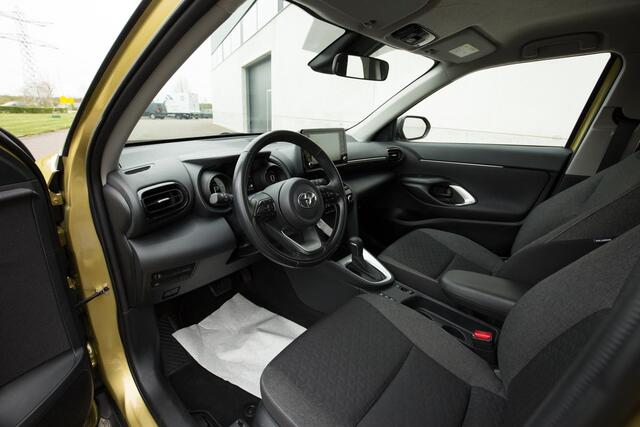 Toyota YARIS Cross 1.5 Hybrid Business