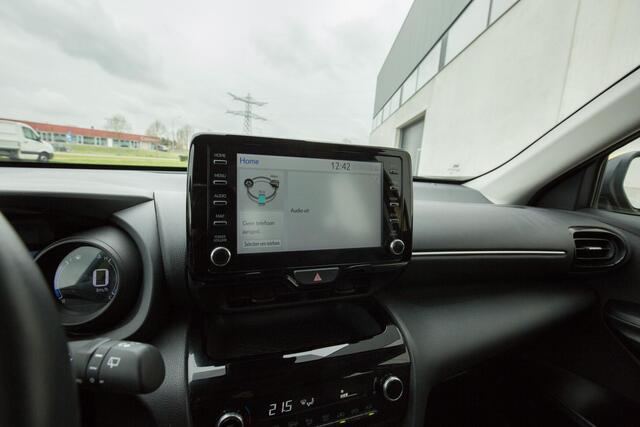 Toyota YARIS Cross 1.5 Hybrid Business