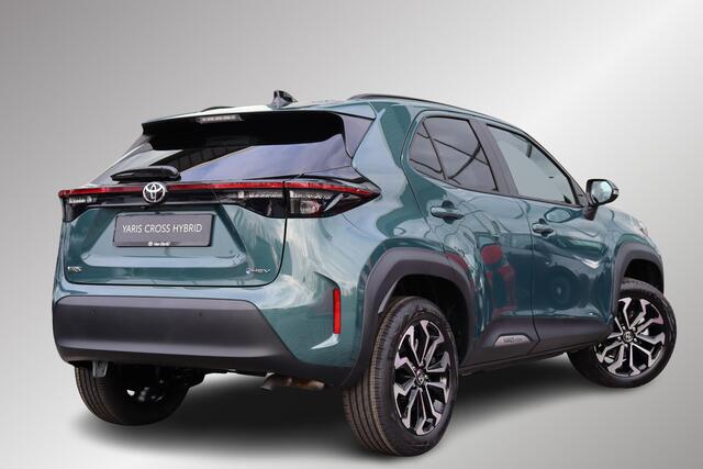 Toyota YARIS Cross 1.5 Hybrid 115 Dynamic, Comfort pack, BSM, Parkeersensoren, Stoel en stuurverwarming.