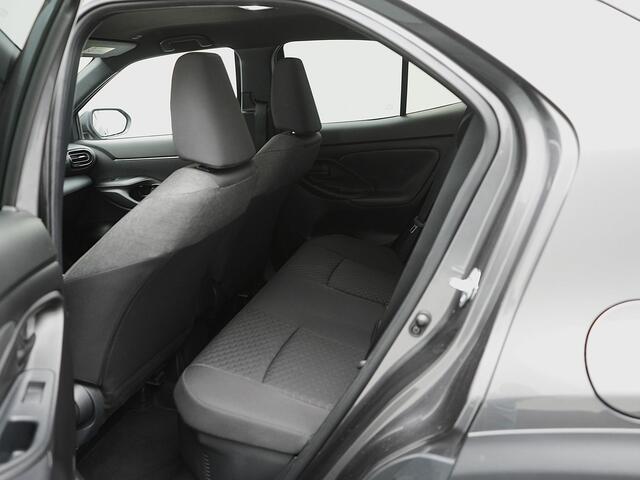 Toyota YARIS Cross 1.5 Hybrid 130 Dynamic Limited | Trekhaak | Blind Spot | Stuur- en stoelverwarming |