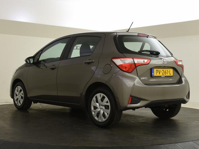 Toyota YARIS 1.5 VVT-i Comfort | Bluetooth | Lane Assist |