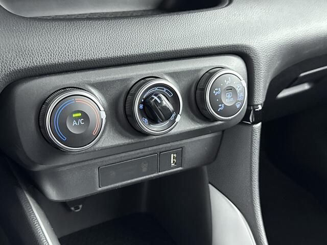 Toyota YARIS 1.5 VVT-i Dynamic | NL-Auto | Navigatie | Achteruitrijcamera |