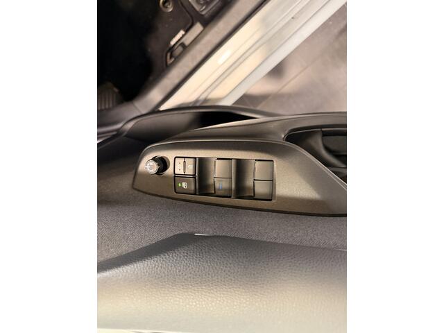 Toyota YARIS 1.5 Hybrid Dynamic | Carplay | ACC |