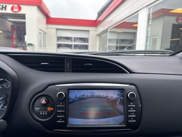 Toyota YARIS 1.5 Hybrid Bi-Tone Plus