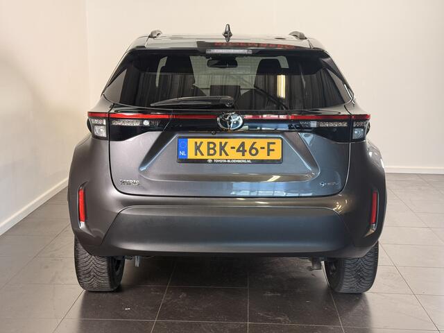 Toyota YARIS Cross 1.5 Hybrid 115 First Edition | Winterpakket | Apple Carplay |