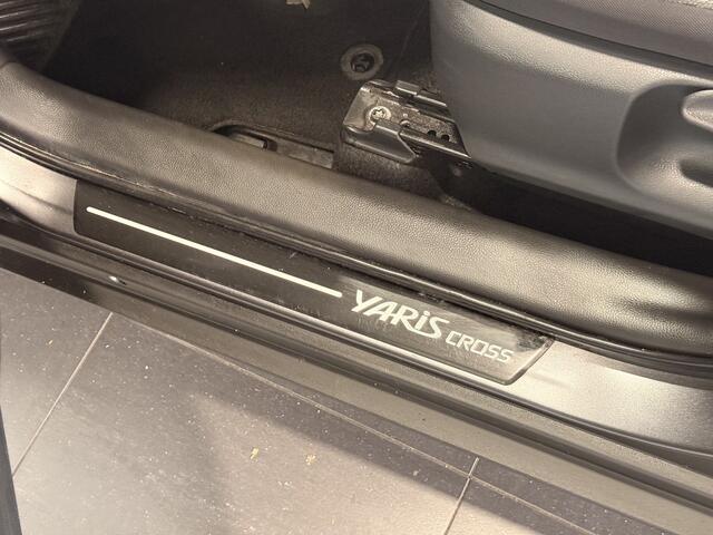 Toyota YARIS Cross 1.5 Hybrid 115 First Edition | Winterpakket | Apple Carplay |