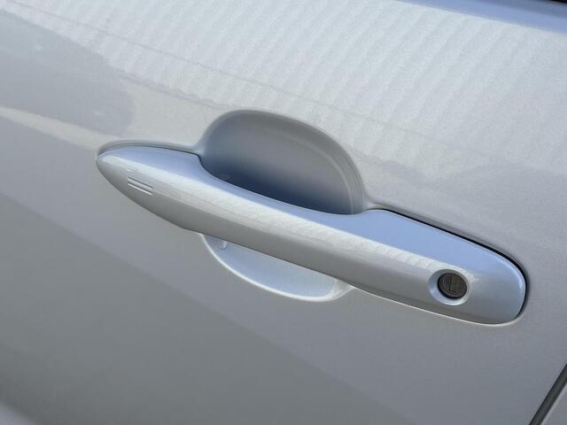 Toyota YARIS 1.5 Hybrid Executive **STOELVERWARMING/ KEYLESS/ ADAPTIEF CRUISE CONTROL**