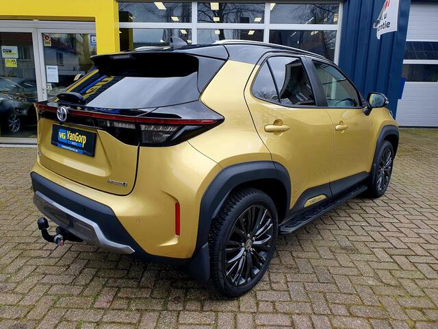 Toyota YARIS Cross 1.5 Hybrid Adventure Bi-Tone AWD All-in prijs!