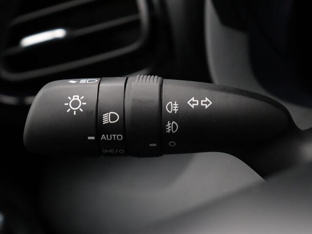 Toyota YARIS Cross 1.5 Hybrid 130 Dynamic | Stoelverwarming | Stuurwielverwarming | Apple Carplay & Android Auto |