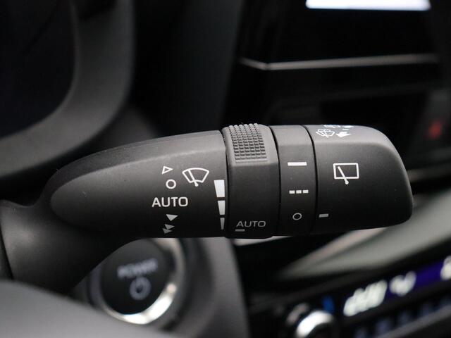 Toyota YARIS Cross 1.5 Hybrid 130 Dynamic | Stoelverwarming | Stuurwielverwarming | Apple Carplay & Android Auto |