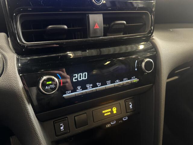 Toyota YARIS Cross 1.5 Hybrid 115 First Edition | Winterpack | Stuur/stoelverwarming |