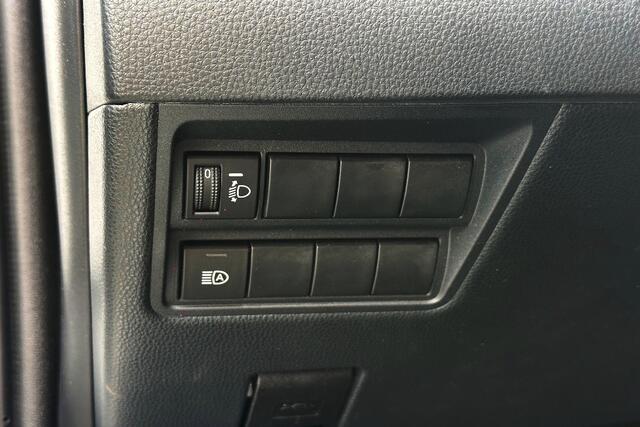 Toyota YARIS 1.5 Hybrid Executive Bi-Tone JBL / HUD