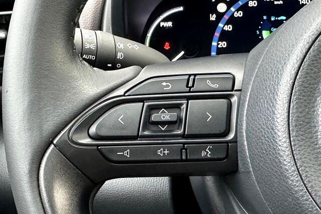 Toyota YARIS Cross 1.5 Hybrid Executive Panoramadak