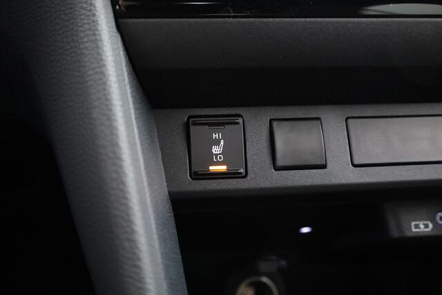 Toyota YARIS Cross 1.5 Hybrid 130 Teamplayer | Winter pakket | Safety pakket | Navi | Adapt. Cruise | Camera | Keyless