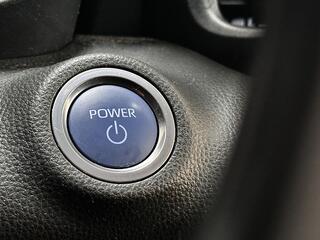 toyota-yaris-1.5-hybrid-dynamic--de