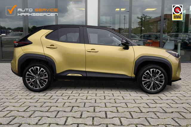 Toyota YARIS Cross 1.5 Hybrid Executive | Camera | Trekhaak | 18 Inch |