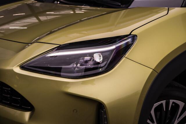 Toyota YARIS Cross 1.5 Hybrid Executive | Camera | Trekhaak | 18 Inch |