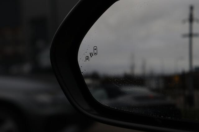 Toyota YARIS Cross 1.5 Hybrid Executive | Camera | Trekhaak | 18 Inch |