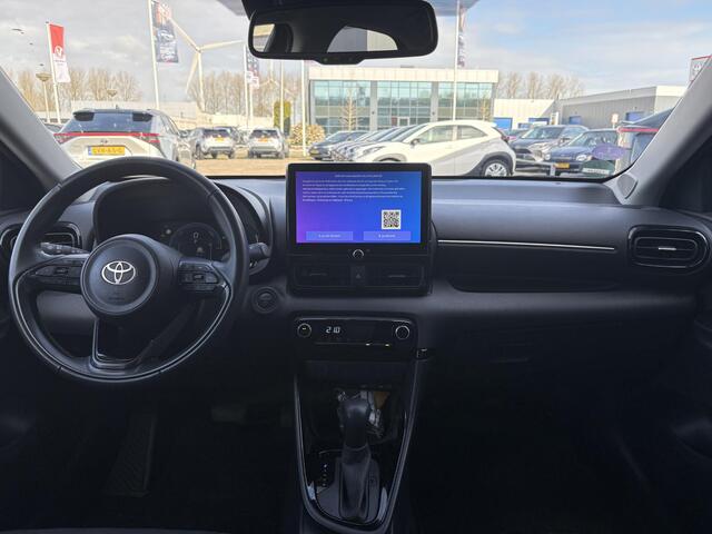 Toyota YARIS 1.5 Hybrid 115 First Edition