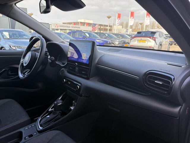 Toyota YARIS 1.5 Hybrid 115 First Edition