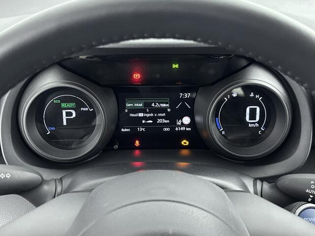 Toyota YARIS 1.5 Hybrid Dynamic | NL-Auto | Apple Carplay-Android Auto | Achteruitrijcamera |