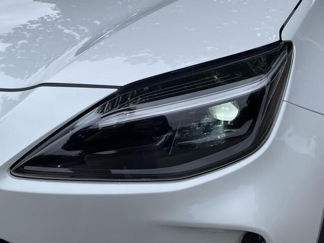 Toyota YARIS Cross 1.5 Hybrid Adventure Head-up display | Blind spot monitor | JBL premium sound | V+A parkeersensoren | Stoelverwarming | 18 inch