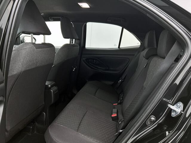 Toyota YARIS Cross Hybrid 115 Dynamic | Parkeersensoren | Stoelverwarming |