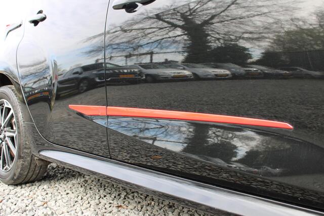 Toyota YARIS 1.5 Hybrid Dynamic Automaat, Applecarpl./Andr. Auto, Dealer Onderhouden, ORG NL, 1e Eig.