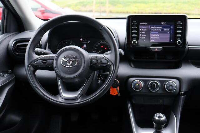 Toyota YARIS 1.5 VVT-i Active, 6-Versnellingen, Camera