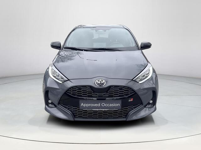 Toyota YARIS 1.5 Hybrid 130 GR SPORT PLUS PACK | 06-10141018 Voor meer informatie