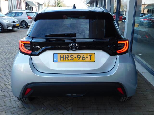 Toyota YARIS 1.5 Hybrid 115 Dynamic Comfort Pack