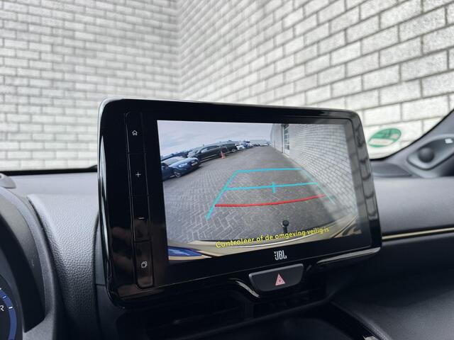 Toyota YARIS Cross 1.5 Hybrid Launch Edition | Trekhaak | Leder | Stoelverwarming | Achteruitrijcamera |