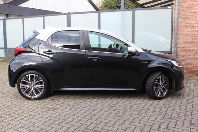 Toyota YARIS 1.5 Hybrid Executive Bi Tone, Leer, Camera, Carplay, Adaptieve Cruise, 17inch