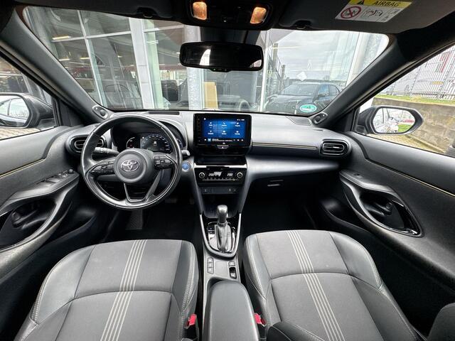 Toyota YARIS Cross 1.5 Hybrid Adventure 18"| Trekhaak | NL | Blindspot | Sensoren | Elek klep | JBL
