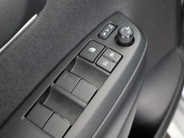 Toyota YARIS 1.5 Hybrid 130 Launch Edition