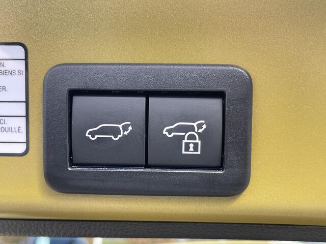 Toyota YARIS Cross 1.5 Hybrid Adventure Panoramadak All Season