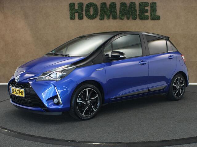 Toyota YARIS 1.5 Hybrid Bi-Tone Plus - ORIGINEEL NEDERLANDSE AUTO - PANORAMADAK - NAVIGATIE - CLIMATE CONTROL - CAMERA - 16 INCH LICHT METALEN VELGEN - BLUETOOTH - KEYLESS ENTRY/ START - BOTSWAARSCHUWING - MISTLAMPEN VOOR