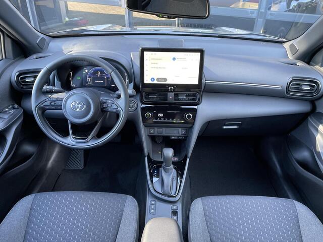 Toyota YARIS Cross 1.5 Hybrid 130 First Editon Comfort Pack **DODE HOEK DETECTIE/ NAVIGATIE/ GARANTIE**