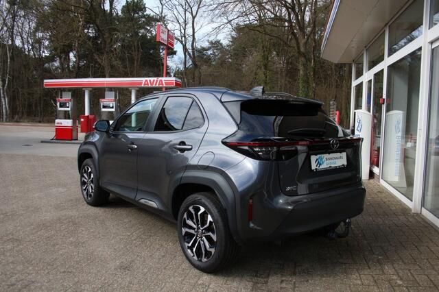 Toyota YARIS 1.5 HYBRID 115 First Edition, Trekhaak, Stoel/stuur verw, Camera , DAB