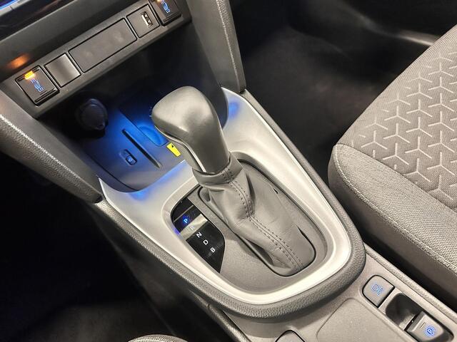 Toyota YARIS Cross 1.5 Hybrid Dynamic Navigatie Apple Carplay/Android Auto Camera Parkeersensoren achter Adaptive Cruise Control Full LED Lichtmetalen velgen Climate Control